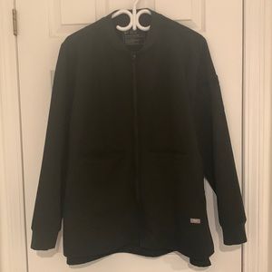 Figs size XL Bellery scrub jacket in black.